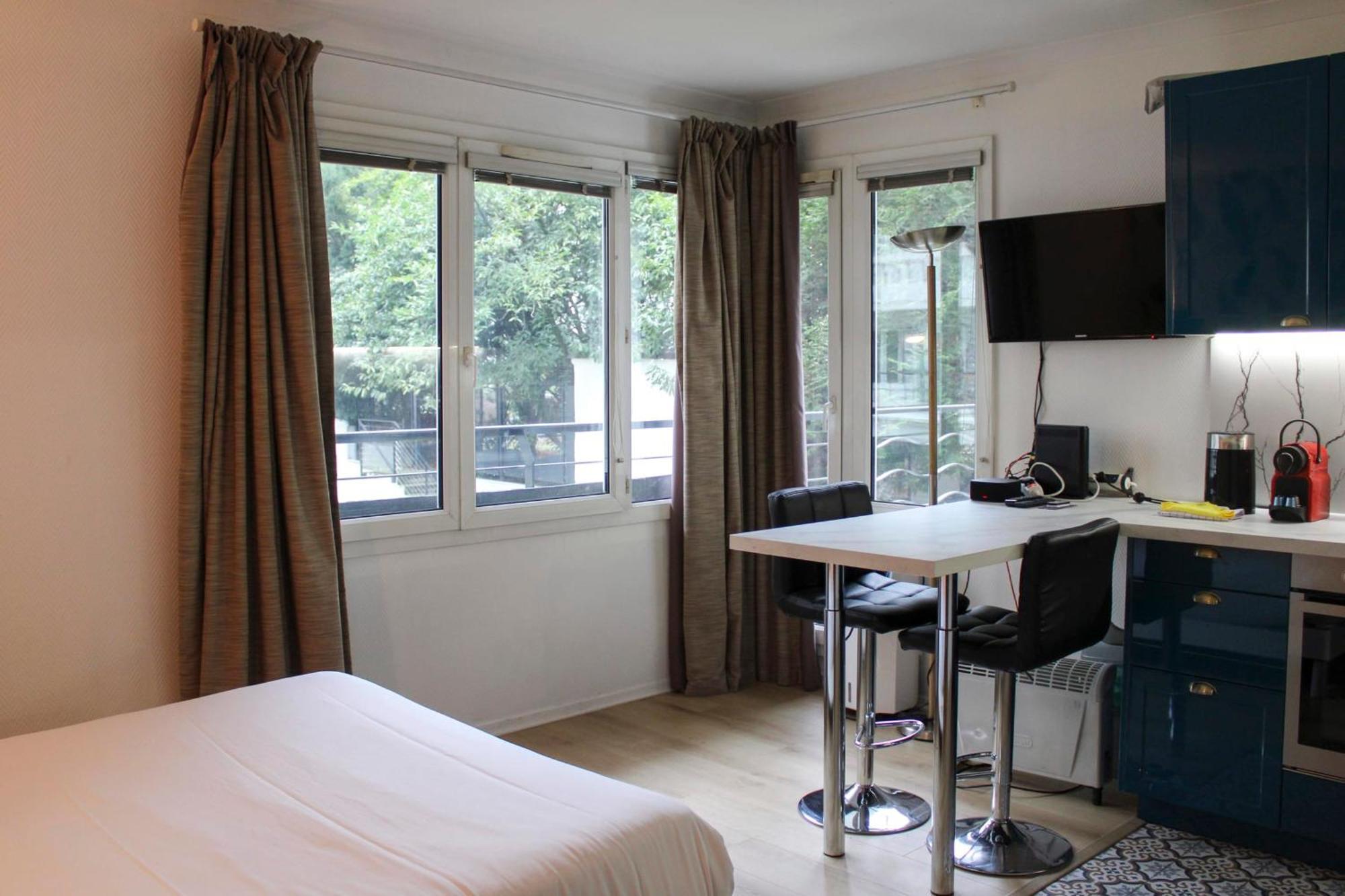Bright Studio Of 29M With Wifi Near Paris Issy-les-Moulineaux Luaran gambar
